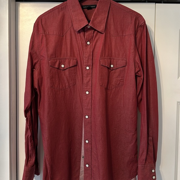 Western style dress shirt with snap buttons. - Picture 2 of 2